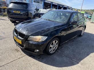 BMW 3-serie 318i 105KW Autom. Clima Executive Sedan picture 2