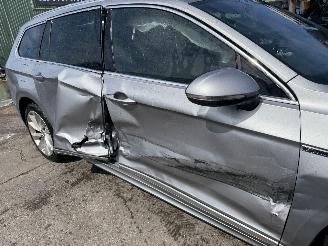 Volkswagen Passat 1.6 TDI 88KW DSG Clima Navi R-Line Led Xenon NAP picture 12