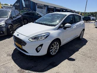 Voiture accidenté Ford Fiesta 1.0 Ecoboost 74KW Titanium Clima Navi Camera NAP 2018/8