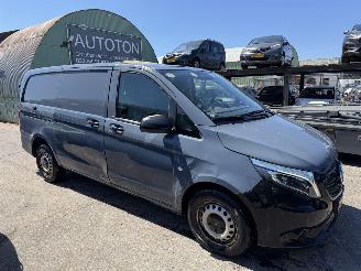 damaged commercial vehicles Mercedes Vito 110 CDI 75KW Lang Airco Functional Camera Led 2021/10