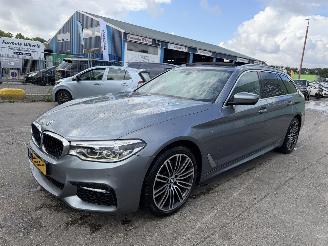 uszkodzony samochody osobowe BMW 5-serie 520D 140KW Autom. High Executive Pano Clima Navi Xenon Led 2017/3