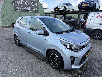 Schadeauto Kia Picanto 1.0 CVVT 49KW Airco 5-Drs EcocomyPlusLine NAP 2017/7