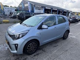 uszkodzony samochody osobowe Kia Picanto 1.0 CVVT 49KW Airco 5-Drs EcocomyPlusLine NAP 2017/7