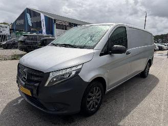 Schade bestelwagen Mercedes Vito 114 CDI 100KW Autom. Extra Lang Clima Navi Led Xenon Camera NAP 2022/5