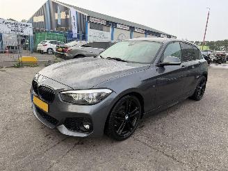 Vaurioauto  passenger cars BMW 1-serie 118i 100KW Autom. M Sport Shadow High Executive Clima Navi 5-Drs Led Xenon 2019/9