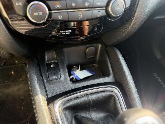 Nissan Qashqai 1.2 85KW Clima Navi Led Pano N-Connecta picture 12