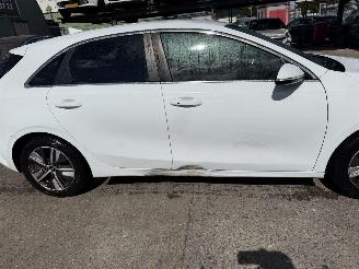 Kia Ceed 1.0 T-GDI 88KW Clima Navi Led Xenon Camera DynamicPlusLine NAP picture 16