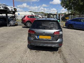 Volkswagen Golf 1.6 TDI 85KW Autom. Navi Clima Led Comfortline NAP picture 5