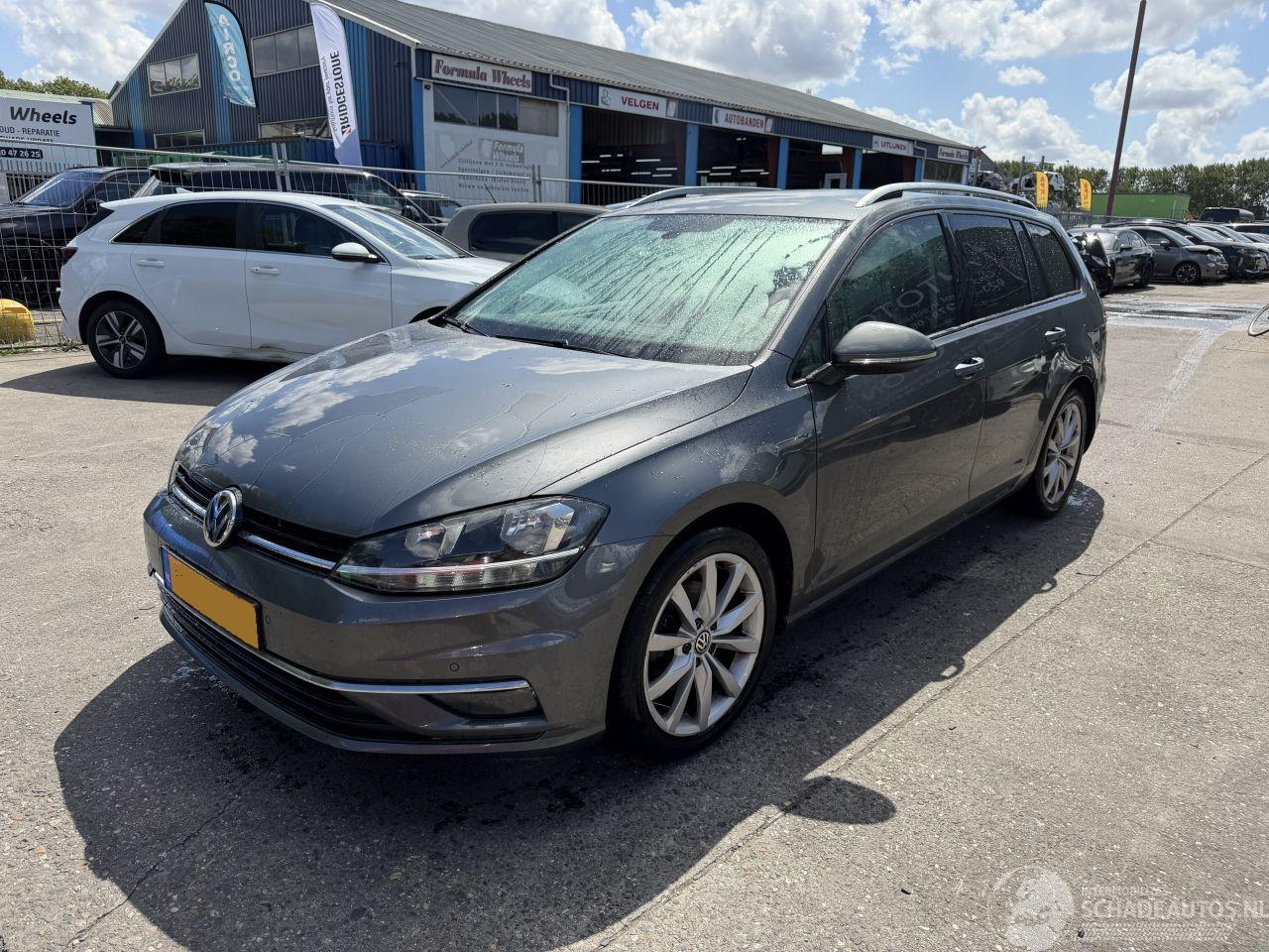 Volkswagen Golf 1.6 TDI 85KW Autom. Navi Clima Led Comfortline NAP