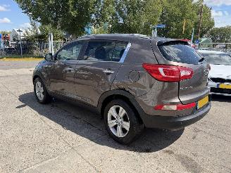 Kia Sportage 1.6 GDI 99KW Clima Navi Led Plus Pack NAP picture 3
