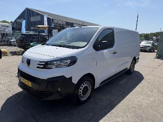 damaged commercial vehicles Peugeot Expert 1.5 Bleuhdi 88KW Navi Airco S&S L3 NAP 2024/11
