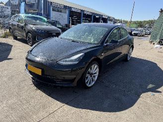 Auto incidentate Tesla Model 3 75 kWh Long Range 258KW AWD Pano Clima Navi Led NAP 2019/4