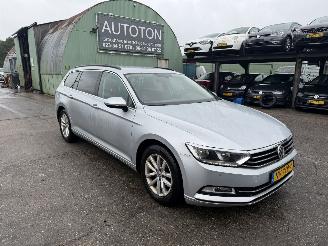 škoda osobní automobily Volkswagen Passat 1.6 TDI 88KW Navi Clima Led Comfortline NAP 2017/1