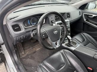 Volvo V-60 2.4 D6 AWD 158KW PHEV Autom. Schuifdak Clima Navi picture 7
