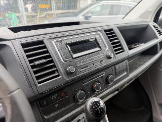 Volkswagen Transporter 2.0 TDI 75KW L2H1 Highline Clima Schuifdeur NAP picture 9