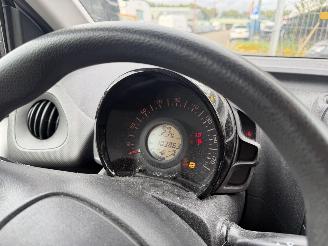 Toyota Aygo 1.0 VVT-I 51KW Airco 5-Drs X-Now picture 9