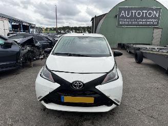 Toyota Aygo 1.0 VVT-I 51KW Airco 5-Drs X-Now picture 14