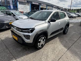 Schadeauto Dacia Spring 26.8 kWh 33KW Autom. Navi Clima Expression NAP 2024/11