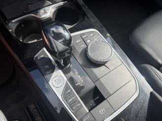 BMW 2-serie 218i Autom. 100KW Pano Clima Navi High Executive picture 13