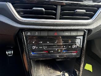 Volkswagen T-Roc 1.0 TSI 81KW R-Line Clima Navi Led Camera Facelift NAP picture 18