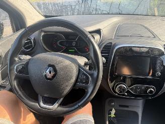 Renault Captur 1.3 TCE 96KW Clima Navi Led Camera Intens NAP picture 8