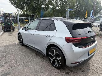 Volkswagen ID.3 59 kWh 150KW Pro Business Clima Navi Led NAP picture 5