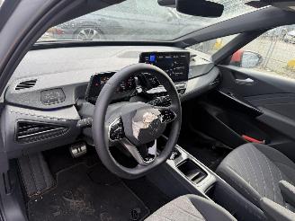Volkswagen ID.3 59 kWh 150KW Pro Business Clima Navi Led NAP picture 6