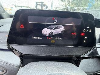 Volkswagen ID.3 59 kWh 150KW Pro Business Clima Navi Led NAP picture 10