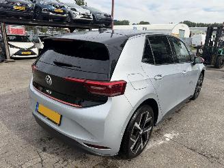 Volkswagen ID.3 59 kWh 150KW Pro Business Clima Navi Led NAP picture 3