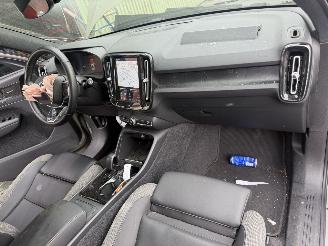 Volvo XC40 70 kWh Recharge Plus 170KW Pano Clima Navi Led NAP picture 8
