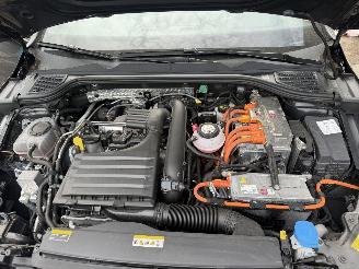 Volkswagen Golf 1.4 GTE 110KW eHybrid Clima Navi Led picture 18
