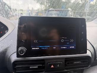 Peugeot Partner 1.5 Bluehdi 55KW RUITENWASSERINSTALATIE Navi Clima Schuifdeur Premium picture 10