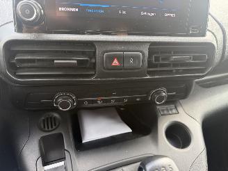 Peugeot Partner 1.5 Bluehdi 55KW RUITENWASSERINSTALATIE Navi Clima Schuifdeur Premium picture 11