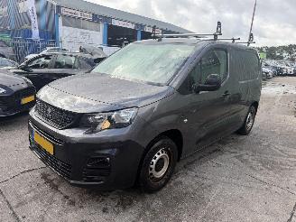 Peugeot Partner 1.5 Bluehdi 55KW RUITENWASSERINSTALATIE Navi Clima Schuifdeur Premium picture 2