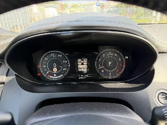 Jaguar E-Pace 2.0 P250 AWD 183KW Autom. HSE Pano HUD Clima Navi NAP picture 9