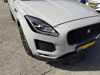 Jaguar E-Pace 2.0 P250 AWD 183KW Autom. HSE Pano HUD Clima Navi NAP picture 19