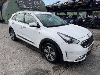  Kia Niro 1.6 GDI Hybrid Clima Navi Camera Led DynamicLine NAP 2018/5