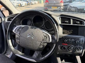 Citroën C4 1.6 VTI 88KW Collection Navi Clima 5-Drs picture 3