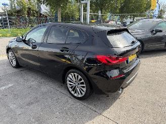 Auto incidentate BMW 1-serie 116D 85KW High Executive Clima Navi Led 5-Dr NAP 2021/2
