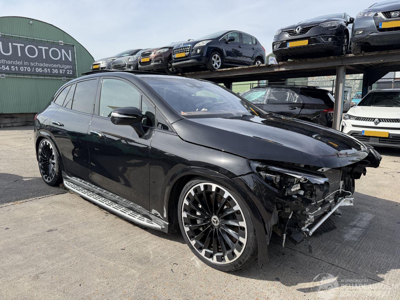 Mercedes EQE SUV 350 91kWh 215KW Pano 4Matic Sport Edition Sfeerverlichting Hud NAP