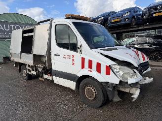 uszkodzony samochody ciężarowe Mercedes Sprinter 2.2 CDI 513 Automaat Kipper Airco Rwd 2013/1