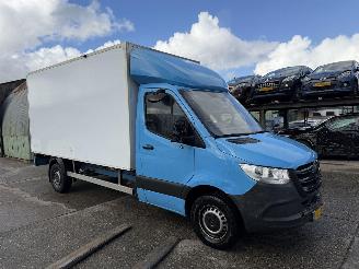 uszkodzony samochody ciężarowe Mercedes Sprinter 1.9 CDI 311 84KW L3H2 Camera Functional NAP 2021/8