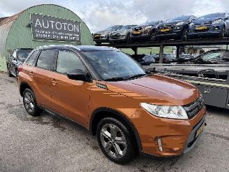 Avarii autoturisme Suzuki Vitara 1.6 88KW Automaat Exclusive Clima Navi NAP 2016/1