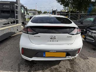 Hyundai Ioniq 1.6 GDI Hybrid Comfort Plus Clima Navi picture 3