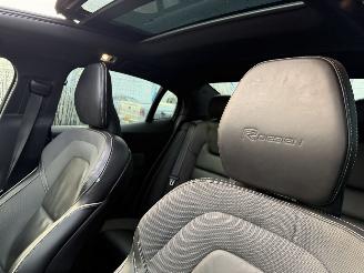 Volvo S-60 2.0 T5 184KW Autom. Pano Clima Navi R-Design HUD NAP picture 13