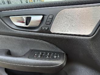 Volvo S-60 2.0 T5 184KW Autom. Pano Clima Navi R-Design HUD NAP picture 23