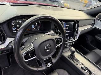Volvo S-60 2.0 T5 184KW Autom. Pano Clima Navi R-Design HUD NAP picture 14