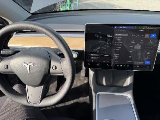 Tesla Model Y 75 kWh Long Range AWD 258KW Pano Clima Navi picture 13