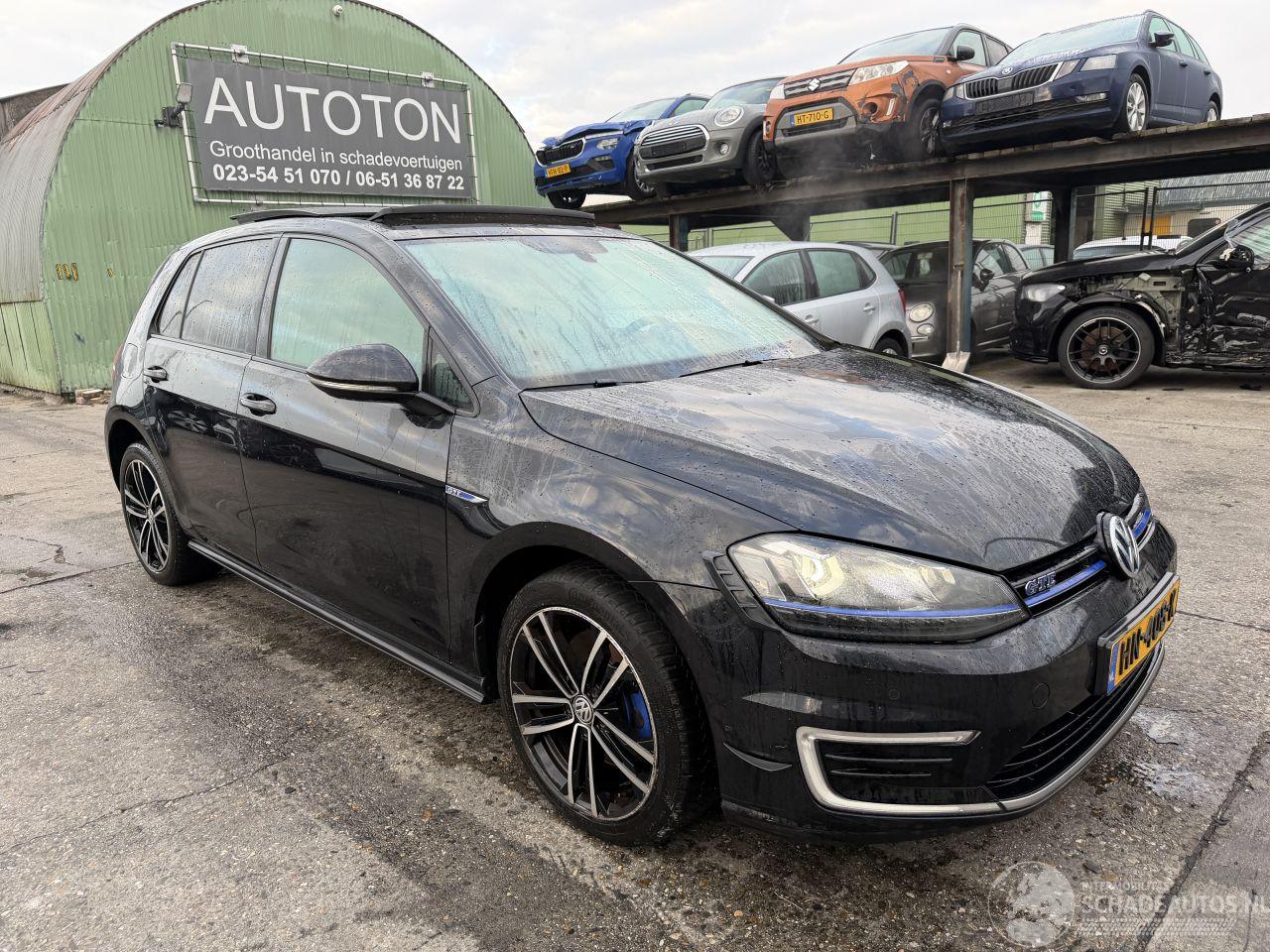 Volkswagen Golf 1.4 GTE 110KW DSG Pano Clima Navi Led Leer NAP