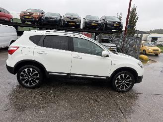 Nissan Qashqai 1.6 86KW Clima Navi Pano Camera Connect Edition NAP picture 2